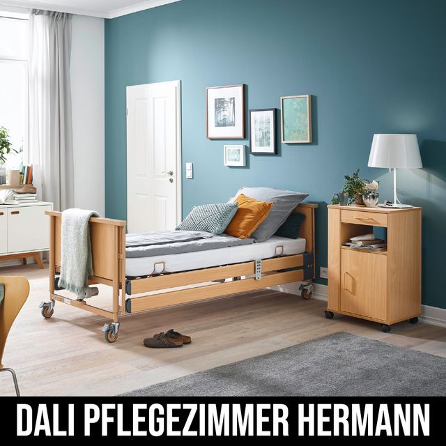 Komplett-Set = Dali Pflegezimmer Herrmann SingleCare, 4-teiliges Pflegezimmer mit elektrischem Pflegebett, Nachttisch mit Schubladen und Tischplatte, Pflegematratze + Pflegekissen (#1236278)