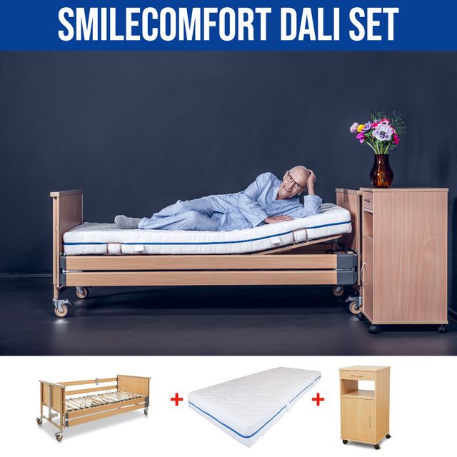 Pflegezimmer SmileComfort 3-teilig = Bequem Matratze 15cm, elektrisches Pflegebett Dali Holzdesign, Nachtschrank Herrmann mit ausziehbarem Tisch